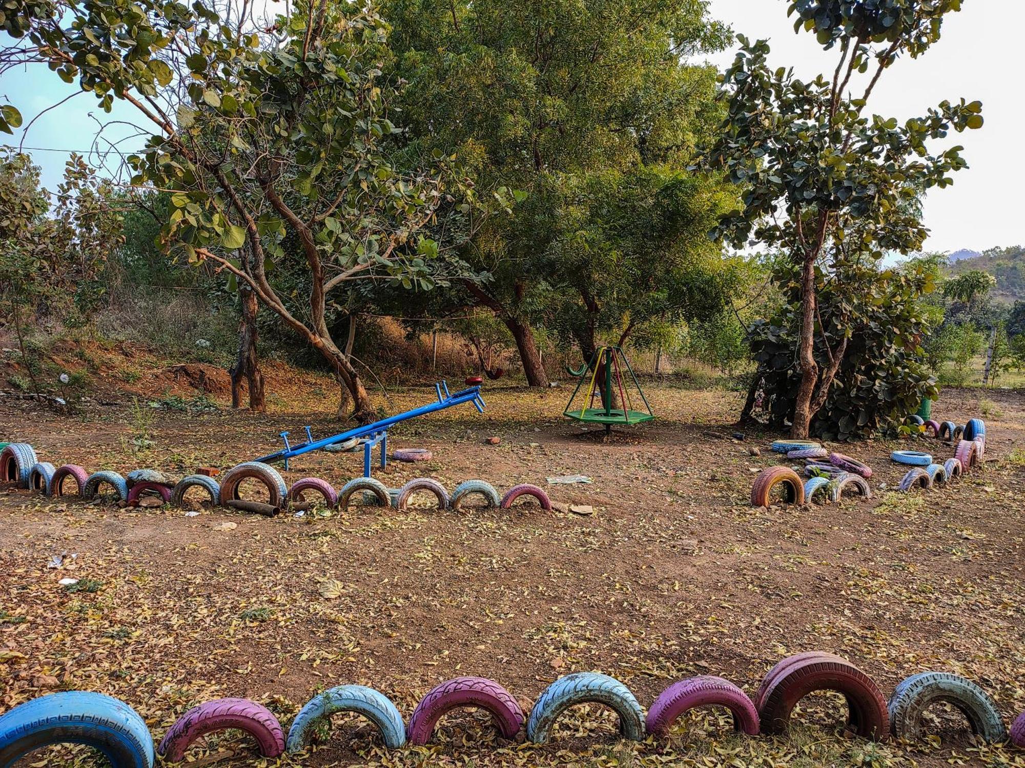 Van Vagdo Resort Rajpipla エクステリア 写真